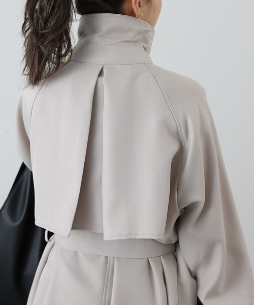 COLONY 2139(コロニートゥーワンスリーナイン)の「WEB・一部店舗限定 / 綾織り2WAYカラーボリュームコート(トレンチコート・レディース・ブラック/グレイッシュベージュ/ベージュ・FREE)」の5枚目の写真