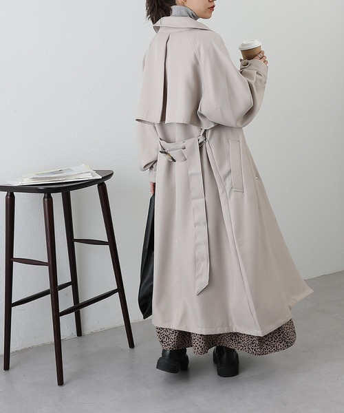 COLONY 2139(コロニートゥーワンスリーナイン)の「WEB・一部店舗限定 / 綾織り2WAYカラーボリュームコート(トレンチコート・レディース・ブラック/グレイッシュベージュ/ベージュ・FREE)」の7枚目の写真