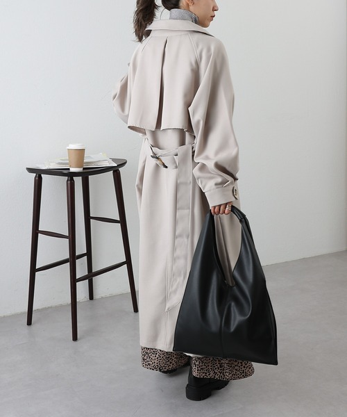 COLONY 2139(コロニートゥーワンスリーナイン)の「WEB・一部店舗限定 / 綾織り2WAYカラーボリュームコート(トレンチコート・レディース・ブラック/グレイッシュベージュ/ベージュ・FREE)」の12枚目の写真