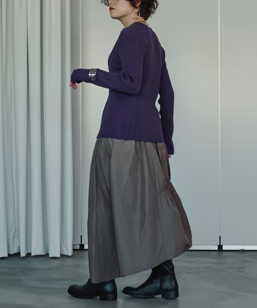 Ezick（エジック）の「Twister gather タフタヘムスカート