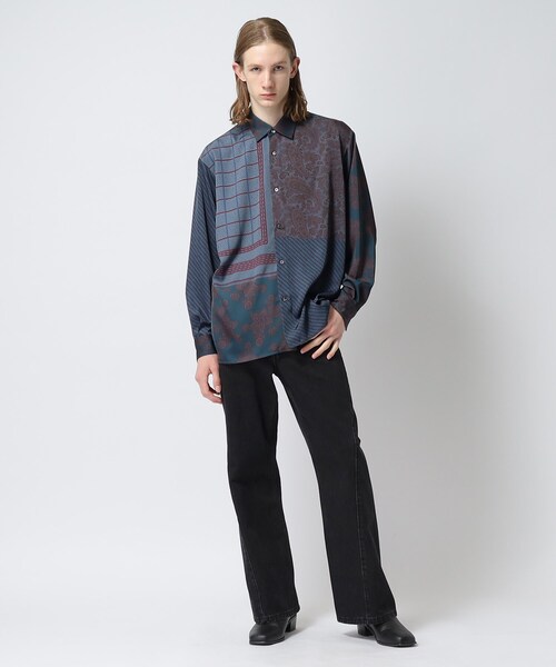 tk.TAKEO KIKUCHI(ティーケータケオキクチ)の「◆ツイストフレアデニムパンツ(デニムパンツ・メンズ・ブラック系3/ネイビー系3・02/03)」の10枚目の写真