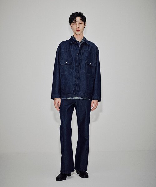 tk.TAKEO KIKUCHI(ティーケータケオキクチ)の「◆ツイストフレアデニムパンツ(デニムパンツ・メンズ・ブラック系3/ネイビー系3・02/03)」の22枚目の写真