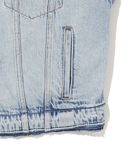 Levi's（リーバイス）の「Levi's/リーバイス カスタマイズ 90S デニムジャケット ライトインディゴ DESTRUCTED（デニムジャケット・レディース・インディゴブルー・S/M/XS）」の12枚目の写真