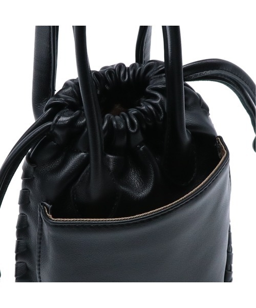 GUSCIO(グッシオ)の「【グッシオベーシック】スマホポケット付き2WAY巾着型ミニポシェット(ショルダーバッグ・レディース・アイボリー/ブラック/グレイッシュベージュ/グリーン/ピンク・FREE)」の6枚目の写真