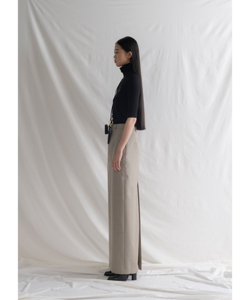 TARO HORIUCHI（タロウ ホリウチ）の「Back Open Skirt
