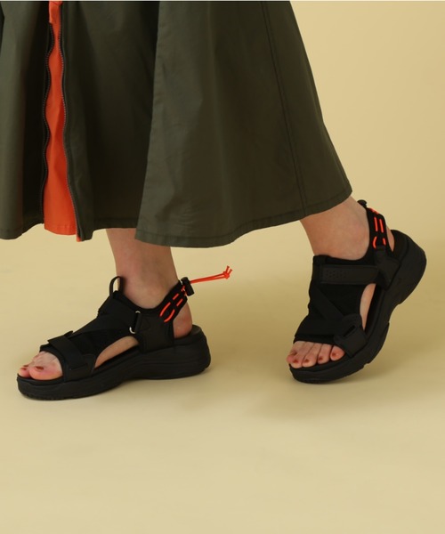 AVIREX（アヴィレックス）の「《直営店限定》MESH TAPE SANDAL/ メッシュテープサンダル（サンダル・レディース・グレー/ブラック・24.5㎝/23.5㎝）」の9枚目の写真