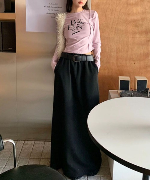 me+em select(ミームセレクト)の「BACロゴレタリングスリムラインTシャツ(Tシャツ/カットソー・レディース・ホワイト/ブラウン/ピンク/グレー/ブラック・FREE/LARGE)」の10枚目の写真