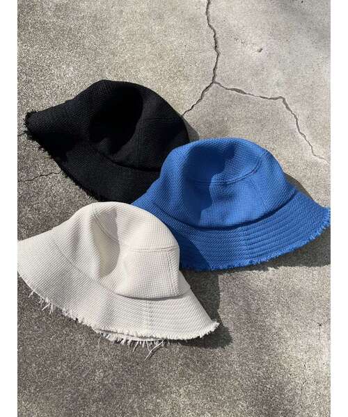 EMODA（エモダ）の「フリンジワイドバケットハット（ハット・レディース・アイボリー/ブルー/ブラック・FREE）」の9枚目の写真