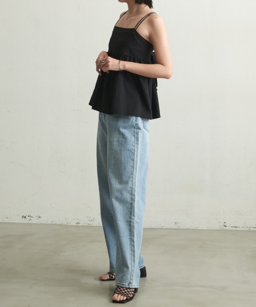 Aunt Marie's（アントマリーズ）の「【S,M,Lサイズ展開】ワイドストレートデニムパンツ（デニムパンツ・レディース・ライトブルー・SMALL/MEDIUM/LARGE）」の11枚目の写真