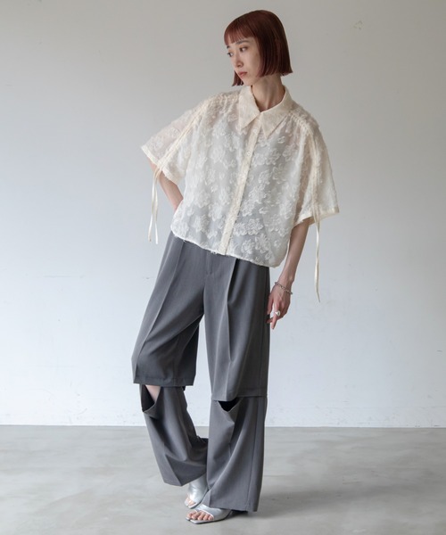 VACANCY（ヴァカンシー）の「ドロストジャガードシアーシャツ（シャツ/ブラウス・レディース・アイボリー/ネイビー/グリーン・FREE）」の4枚目の写真