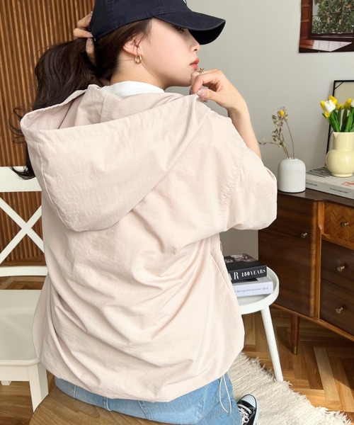 moment+（モーメントプラス）の「ナイロン半袖アノラックパーカー