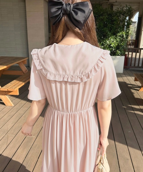 apres jour（アプレジュール）の「刺繍襟ティアードワンピース