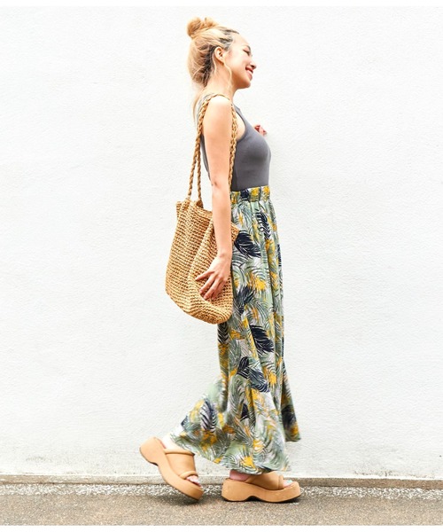 anap mimpi（アナップミンピ）の「2パターンリーフ柄マーメイドスカート 【セットアップ可能】（スカート・レディース・カーキ/ダークグレー・FREE）」の13枚目の写真