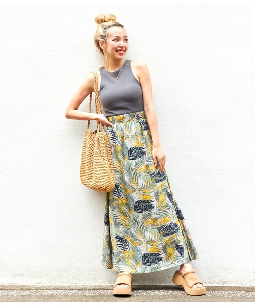 anap mimpi（アナップミンピ）の「2パターンリーフ柄マーメイドスカート 【セットアップ可能】（スカート・レディース・カーキ/ダークグレー・FREE）」の21枚目の写真