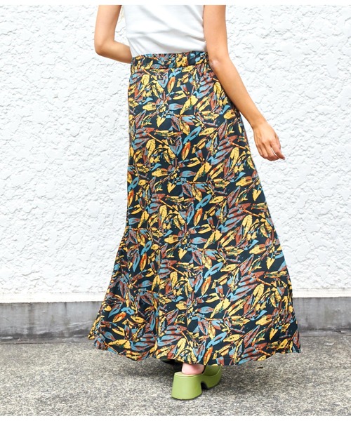 anap mimpi（アナップミンピ）の「2パターンリーフ柄マーメイドスカート 【セットアップ可能】（スカート・レディース・カーキ/ダークグレー・FREE）」の5枚目の写真