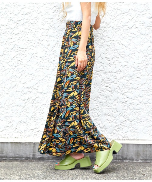 anap mimpi（アナップミンピ）の「2パターンリーフ柄マーメイドスカート 【セットアップ可能】（スカート・レディース・カーキ/ダークグレー・FREE）」の7枚目の写真