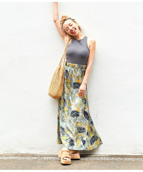 anap mimpi（アナップミンピ）の「2パターンリーフ柄マーメイドスカート 【セットアップ可能】（スカート・レディース・カーキ/ダークグレー・FREE）」の19枚目の写真