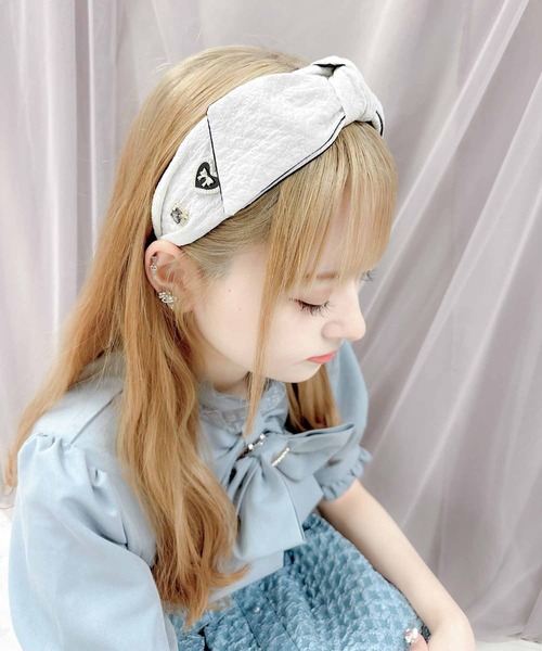 ROJITA（ロジータ）の「BIGリボンキルティングカチューシャ（カチューシャ・レディース・ブラック/ホワイト・FREE）」の11枚目の写真