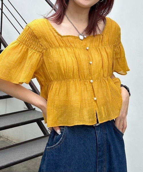 PAGEBOY(ページボーイ)の「シャーリングミニショートスリーブブラウス(シャツ/ブラウス・レディース・クリーム/ブラック/マスタード/オフホワイト・FREE)」の4枚目の写真