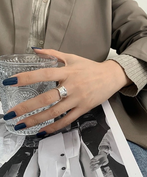 RiNc （リンク）の「【 NOLITA / ノリータ 】スローガン デザイン フォント リング フリーサイズ メッセージ リング 指輪（リング・レディース・シルバー・FREE）」の7枚目の写真