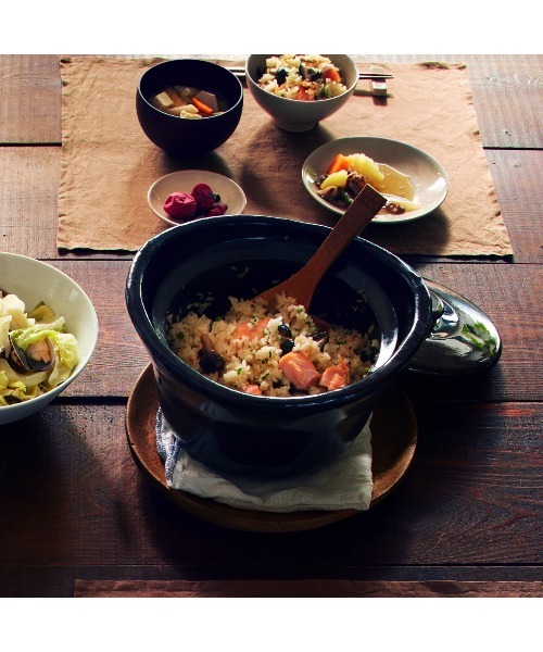 無印良品（ムジルシリョウヒン）の「土釜おこげ　３合炊き　約直径２２×高さ１５ｃｍ（鍋/フライパン・メンズ・ダークブラウン・FREE）」の5枚目の写真