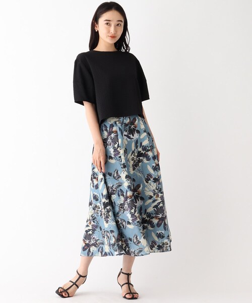 OPAQUE.CLIP(オペークドットクリップ)の「◆ビッグフラワープリントフレアスカート【洗濯機洗い可/イージーケア】(スカート・レディース・ベージュ系その他4/ブルー系5・40/38)」の9枚目の写真