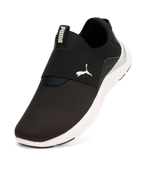 PUMA(プーマ)の「PUMA プーマ ウィメンズ ソフトライド REMI スリッポン ランニングシューズ(スニーカー・レディース・ブラック×ゴールド/ブラック/ブルー・24.5cm/24.0cm/22.0cm/23.0cm/26.0cm/22.5cm/25.5cm/25.0cm/23.5cm)」の6枚目の写真