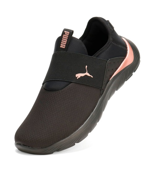 PUMA(プーマ)の「PUMA プーマ ウィメンズ ソフトライド REMI スリッポン ランニングシューズ(スニーカー・レディース・ブラック×ゴールド/ブラック/ブルー・24.5cm/24.0cm/22.0cm/23.0cm/26.0cm/22.5cm/25.5cm/25.0cm/23.5cm)」の7枚目の写真
