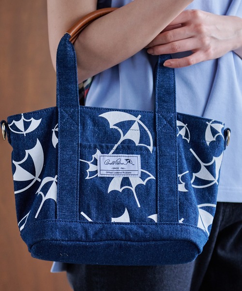 Arnold Palmer(アーノルドパーマー)の「アンブレラパターン キャンバス シェア トート スモール(トートバッグ・レディース・ブラック/ライトブルー/グレイッシュベージュ/インディゴブルー・F)」の4枚目の写真