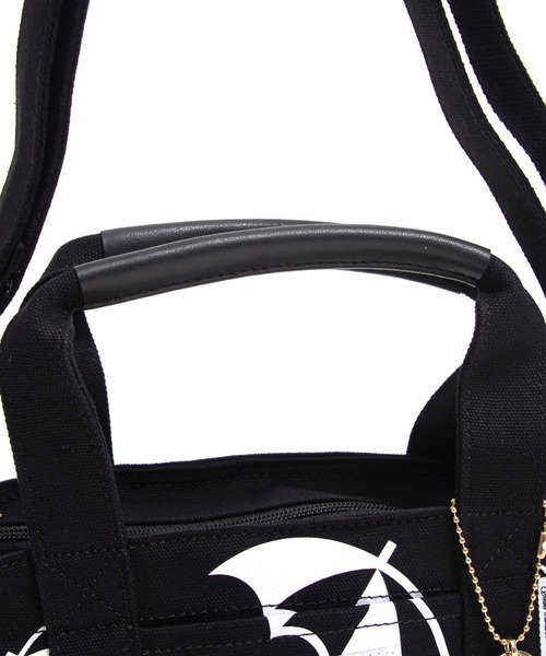 Arnold Palmer(アーノルドパーマー)の「アンブレラパターン キャンバス シェア トート スモール(トートバッグ・レディース・ブラック/ライトブルー/グレイッシュベージュ/インディゴブルー・F)」の11枚目の写真