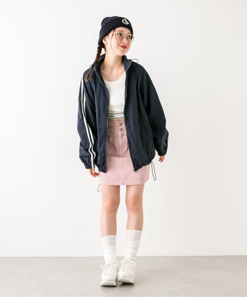 OLIVE des OLIVE（オリーブデオリーブ）の「ラインスリーブシャカシャカブルゾン　1032070070（ブルゾン・レディース・オフホワイト/ネイビー・FREE）」の17枚目の写真