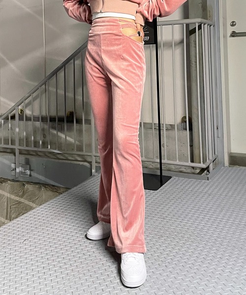 SPIRALGIRL（スパイラルガール）の「サイドオープンフレアベロアパンツ（その他パンツ・レディース・ブラック/ピンク・FREE）」の15枚目の写真