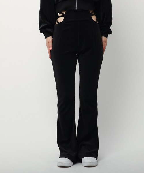 SPIRALGIRL（スパイラルガール）の「サイドオープンフレアベロアパンツ（その他パンツ・レディース・ブラック/ピンク・FREE）」の4枚目の写真