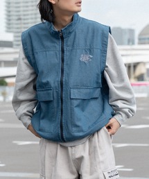 刺繍入りビックポケットデニムベスト
