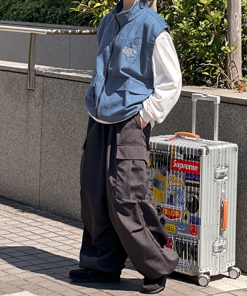 kutir（クティール）の「刺繍入りビックポケットデニムベスト（ベスト・メンズ・インディゴブルー/ブラック・MEDIUM/LARGE）」の17枚目の写真