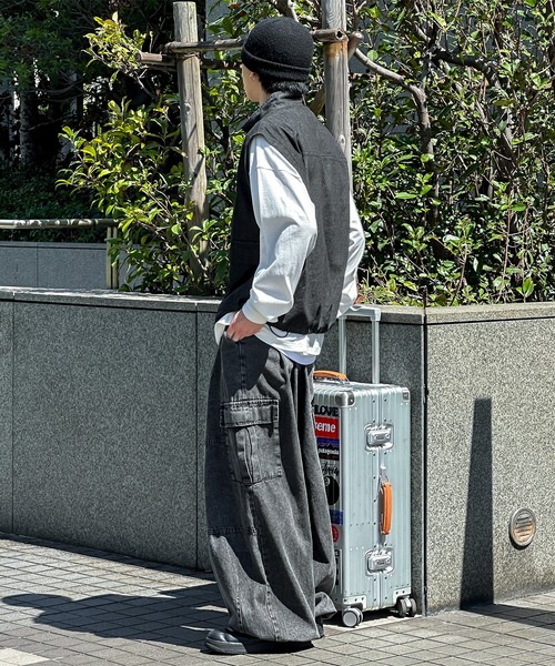 kutir（クティール）の「刺繍入りビックポケットデニムベスト（ベスト・メンズ・インディゴブルー/ブラック・MEDIUM/LARGE）」の9枚目の写真