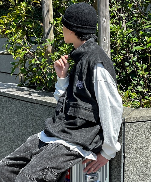 kutir（クティール）の「刺繍入りビックポケットデニムベスト（ベスト・メンズ・インディゴブルー/ブラック・MEDIUM/LARGE）」の5枚目の写真