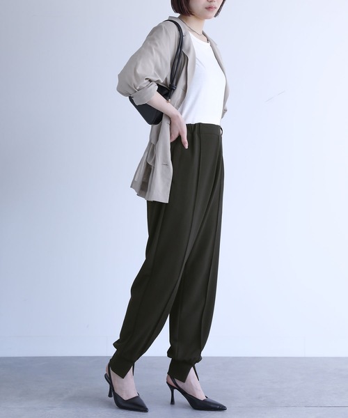 n'OrLABEL(ノアールレーベル)の「『裾スリットジョガーパンツ』(その他パンツ・レディース・グレイッシュブルー/ボルドー/グリーン/ブラウン/ブラック・1/2)」の9枚目の写真
