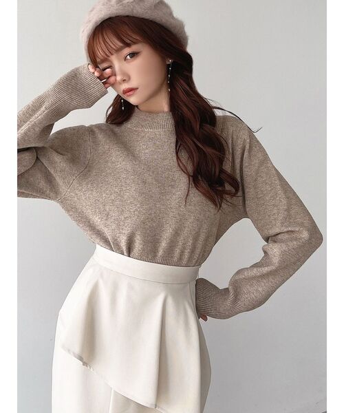 RESEXXY（リゼクシー）の「コクーンクロップドニット（ニット/セーター・レディース・ベージュ/ブラック/ホワイト・FREE）」の3枚目の写真