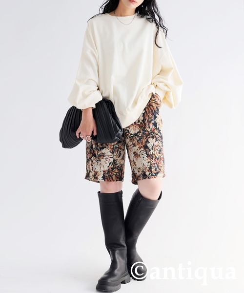 antiqua(アンティカ)の「油絵風花柄ハーフパンツ(その他パンツ・レディース・マルチ・FREE)」の2枚目の写真