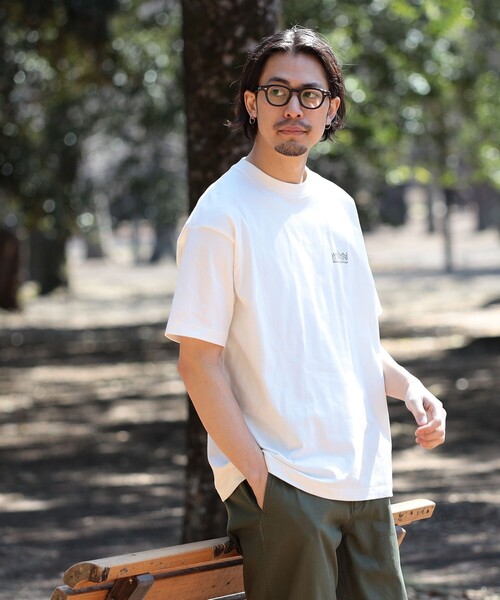 Manhattan Portage(マンハッタンポーテージ)の「Manhattan Portage / プリント ロゴ Tシャツ(Tシャツ/カットソー・メンズ・ホワイト/ブラック・LARGE/MEDIUM/X-LARGE/SMALL)」の6枚目の写真