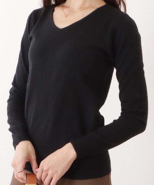 Lace Ladies(レースレディース)の「Vネックカシミヤタッチスフレニットプルオーバー(ニット/セーター・レディース・ベージュ/ネイビー/グレー/ブラック・S/FREE)」の1枚目の写真