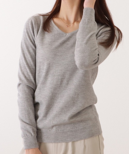 Lace Ladies(レースレディース)の「Vネックカシミヤタッチスフレニットプルオーバー(ニット/セーター・レディース・ベージュ/ネイビー/グレー/ブラック・S/FREE)」の12枚目の写真
