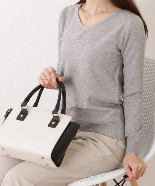 Lace Ladies(レースレディース)の「Vネックカシミヤタッチスフレニットプルオーバー(ニット/セーター・レディース・ベージュ/ネイビー/グレー/ブラック・S/FREE)」の13枚目の写真