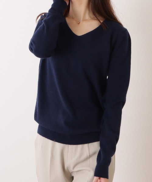 Lace Ladies(レースレディース)の「Vネックカシミヤタッチスフレニットプルオーバー(ニット/セーター・レディース・ベージュ/ネイビー/グレー/ブラック・S/FREE)」の17枚目の写真