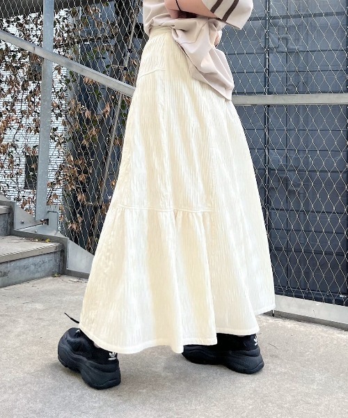 PAGEBOY(ページボーイ)の「ジャガードフレアスカート(スカート・レディース・ホワイト/ブラック・FREE)」の18枚目の写真