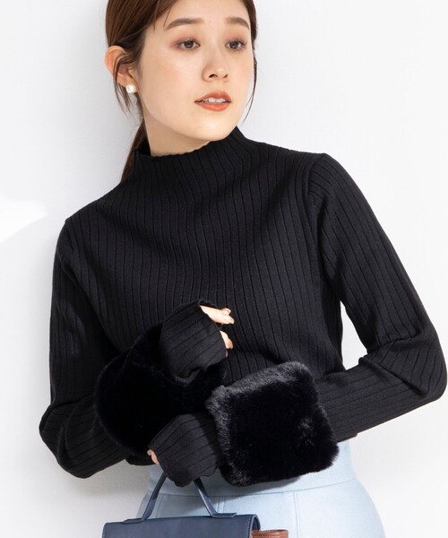 NOLLEY’S（ノーリーズ）の「《手洗い可能》アームウォーマー付きリブプルオーバーニット（ニット/セーター・レディース・チャコールグレー/アイボリー/ブラック・38）」の6枚目の写真