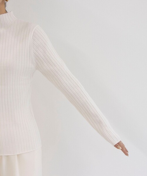 NOLLEY’S（ノーリーズ）の「《手洗い可能》アームウォーマー付きリブプルオーバーニット（ニット/セーター・レディース・チャコールグレー/アイボリー/ブラック・38）」の12枚目の写真