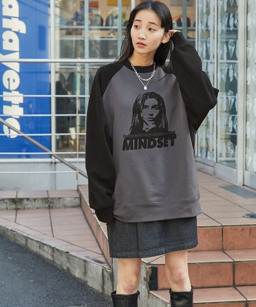 ガールプリントラグラン配色スウェット/MINDSET&MOOD MONO-MART│MONO