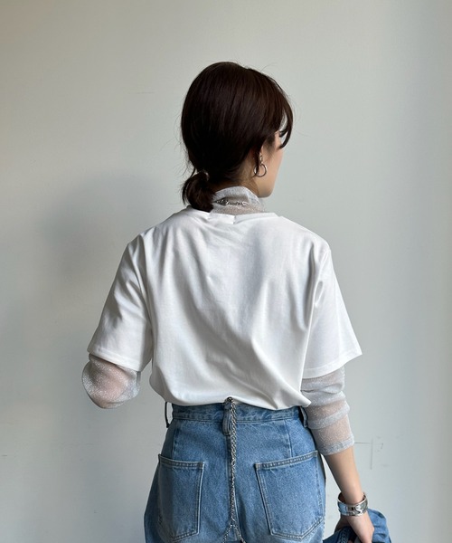 DouDou(ドゥドゥ)の「【WEB限定】ラメチュールレイヤードロゴTEE(Tシャツ/カットソー・レディース・オフホワイト/ブラック/グレー・FREE)」の11枚目の写真